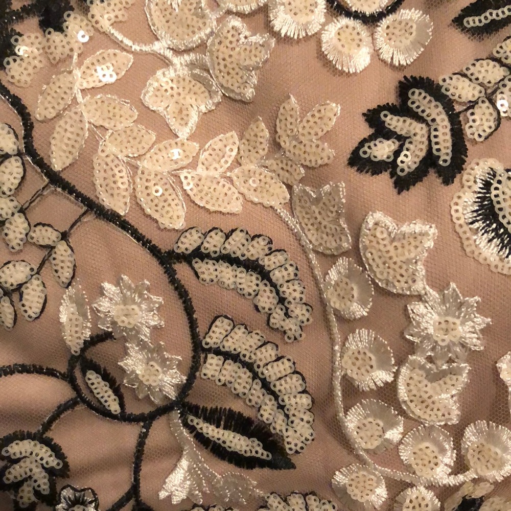 Embroidered Bodycon - Picture 3 of 3